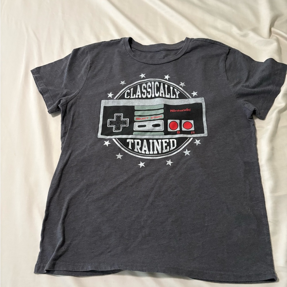 Nintendo Gray Classically Trained T-Shirt. Large